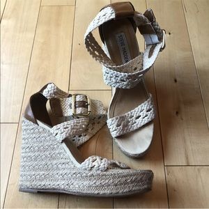 Steve Madden wedge sandals 8M